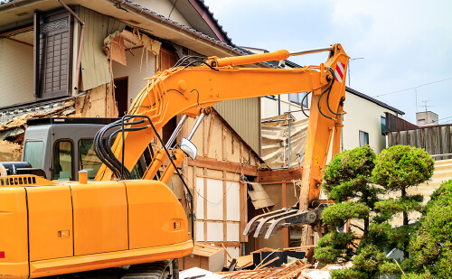 不用品回収と解体工事をまとめて実施