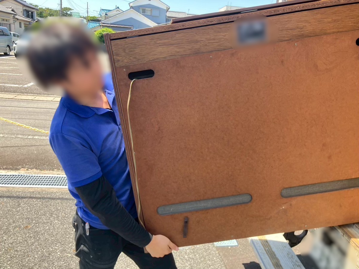 「4DKの一戸建てからピアノを回収しました」作業写真